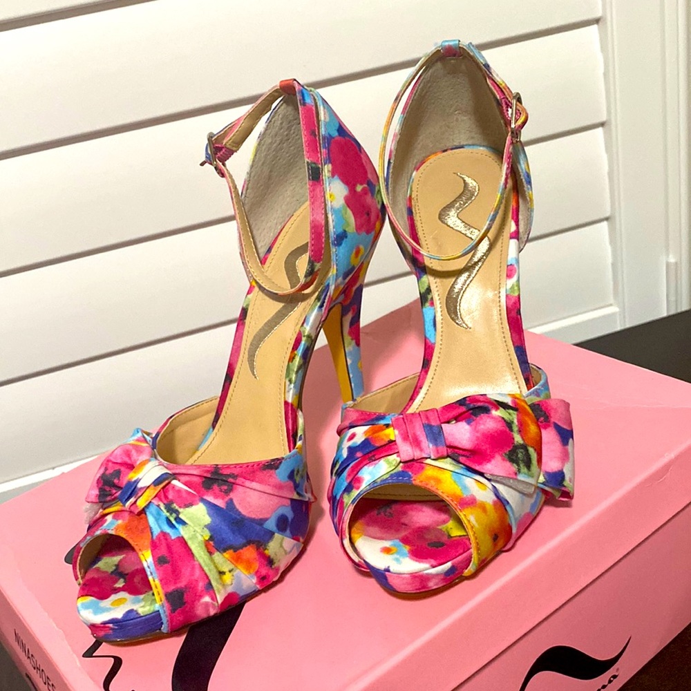 Nina Peep Toe Prettiness 💐